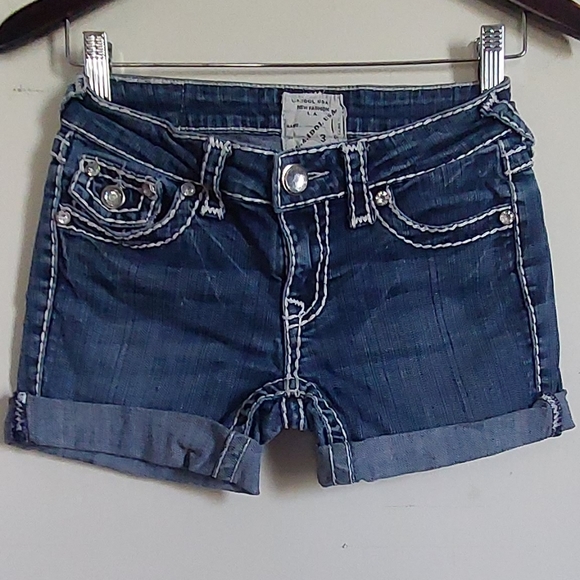 Shorts - Picture 10 of 10